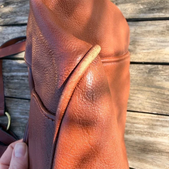 Frye Chestnut Brown Pebbled Leather Hobo Shoulder Bag - Picture 13 of 15